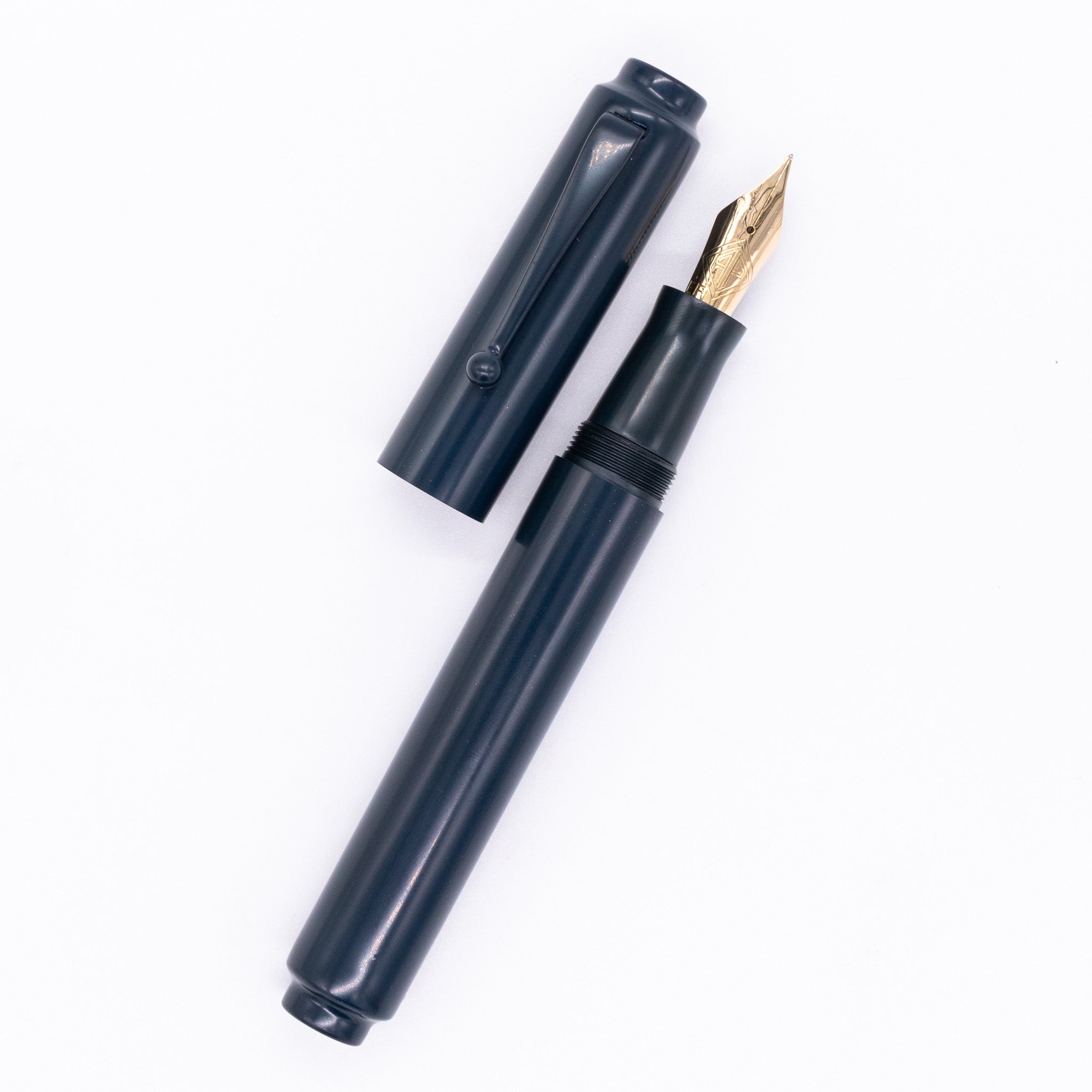 AP Limited Editions Urushi Lacquer Art Fountain Pen - Tetsu Kon