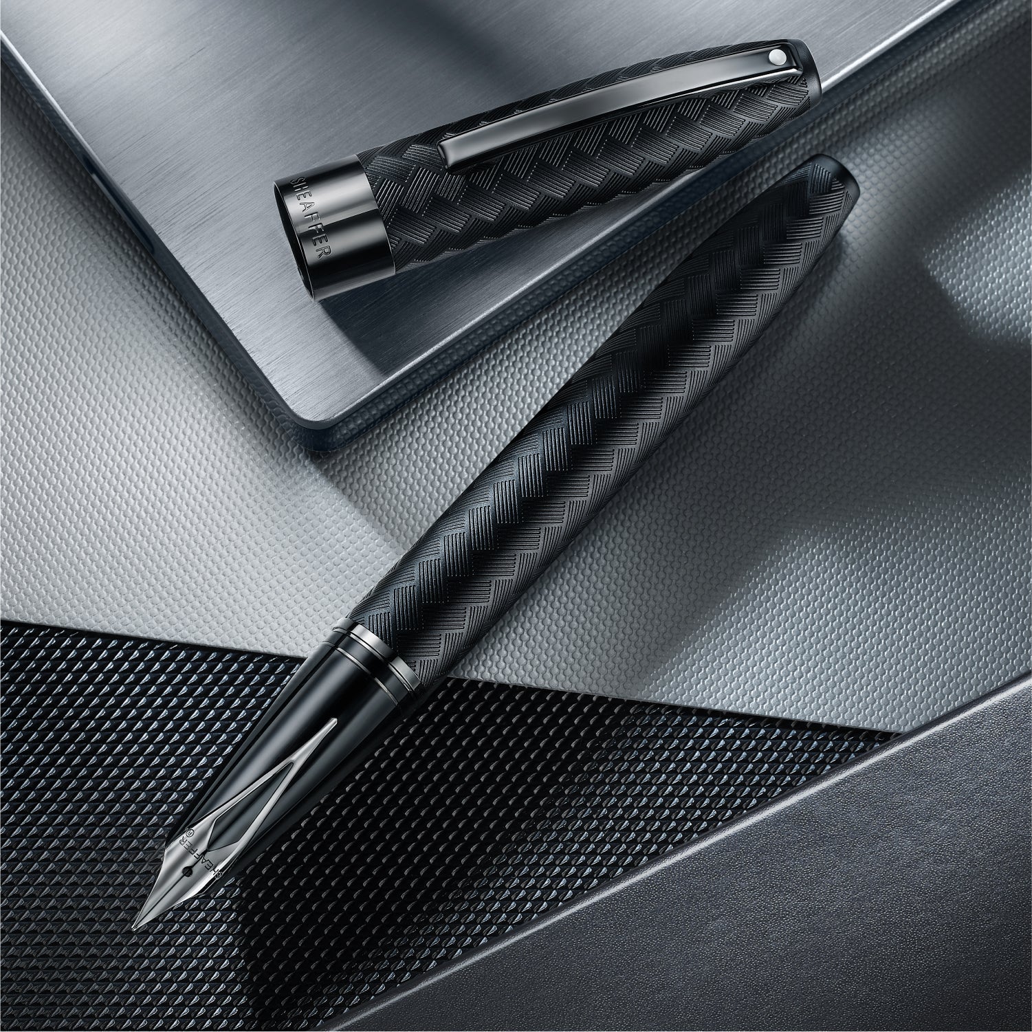 Sheaffer Legacy Chevron Black Fountain Pen