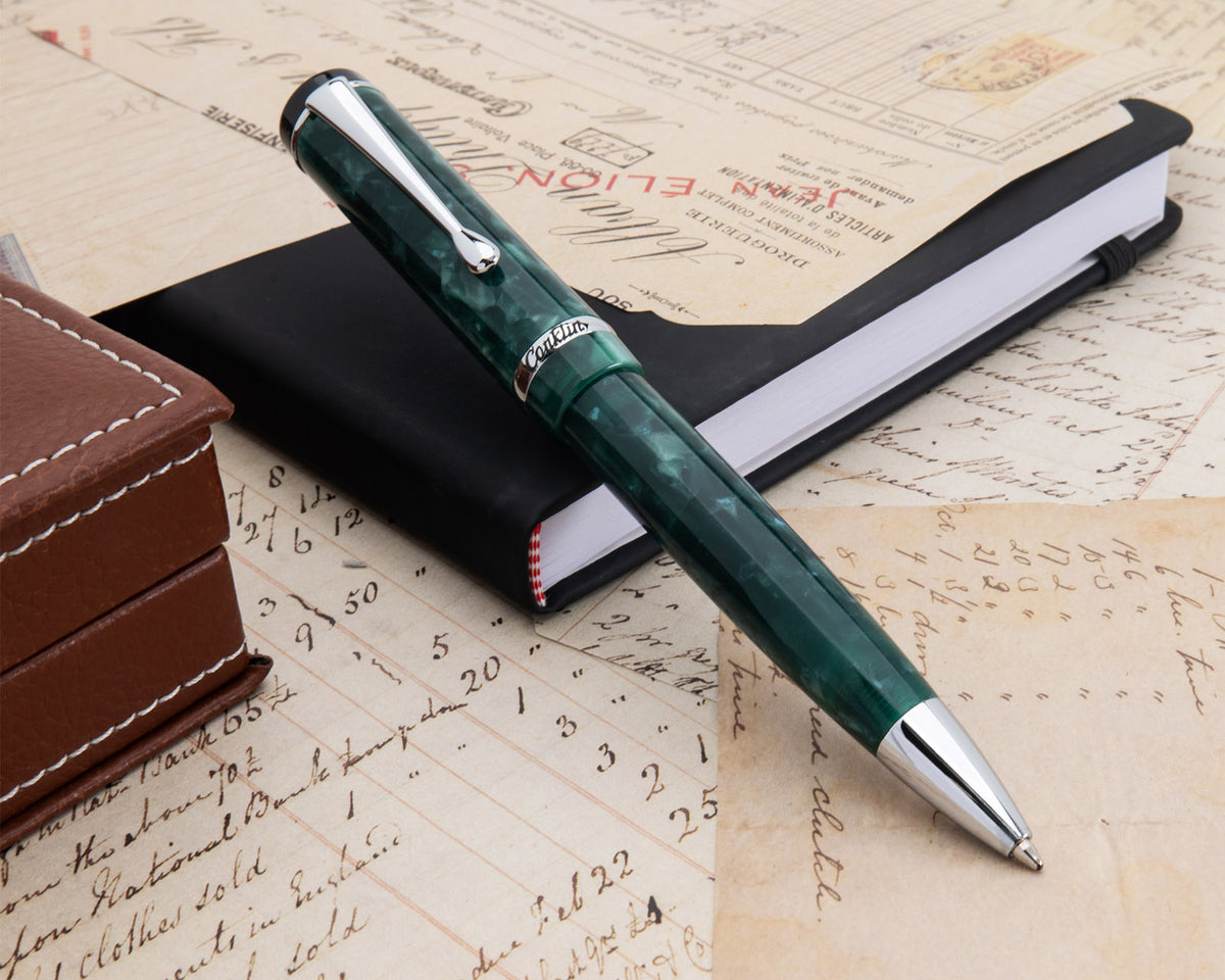 Conklin Duragraph Forest Green Fountain Pen