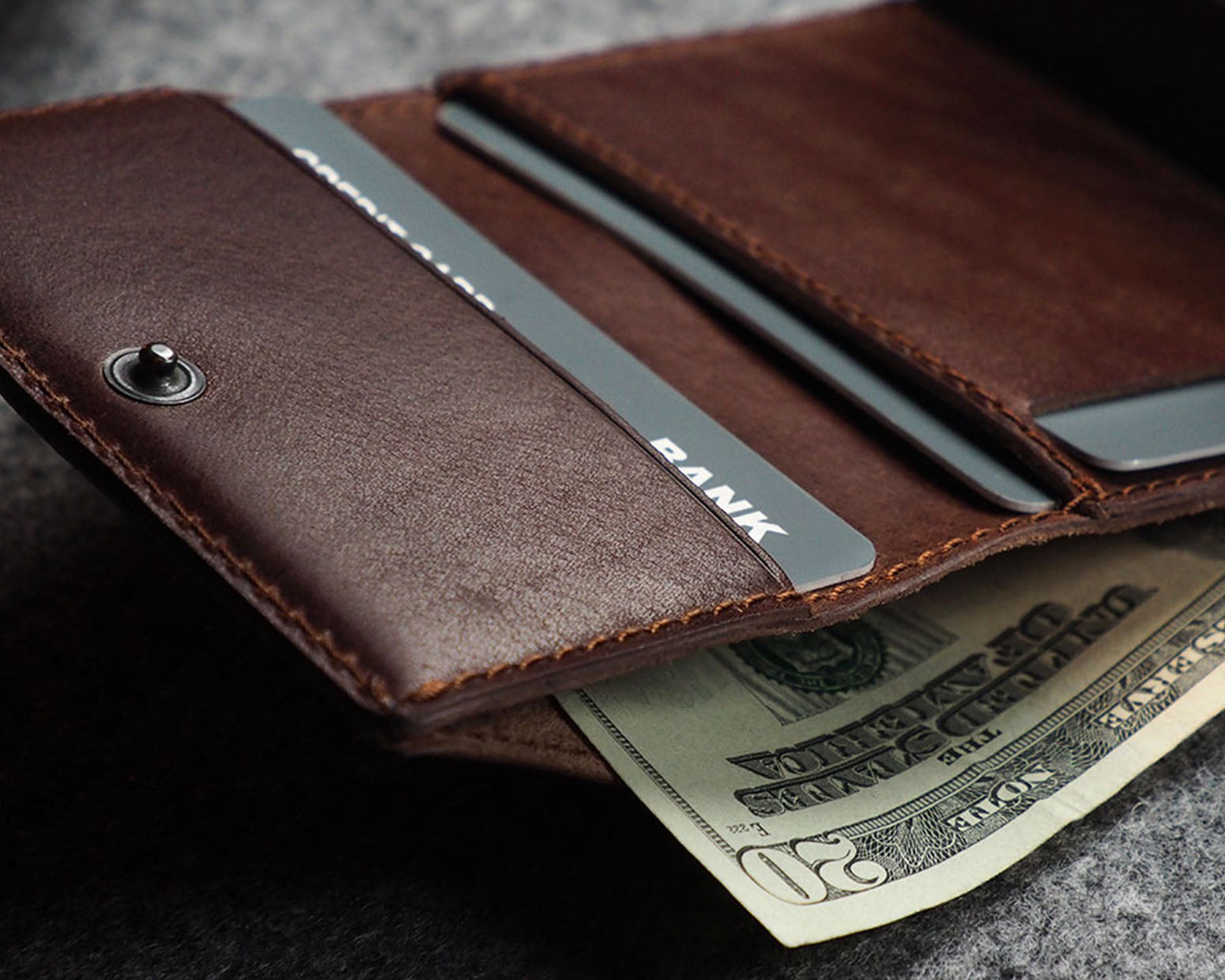 Pularys BOSTO Wallet - Nomad Leather in Brown