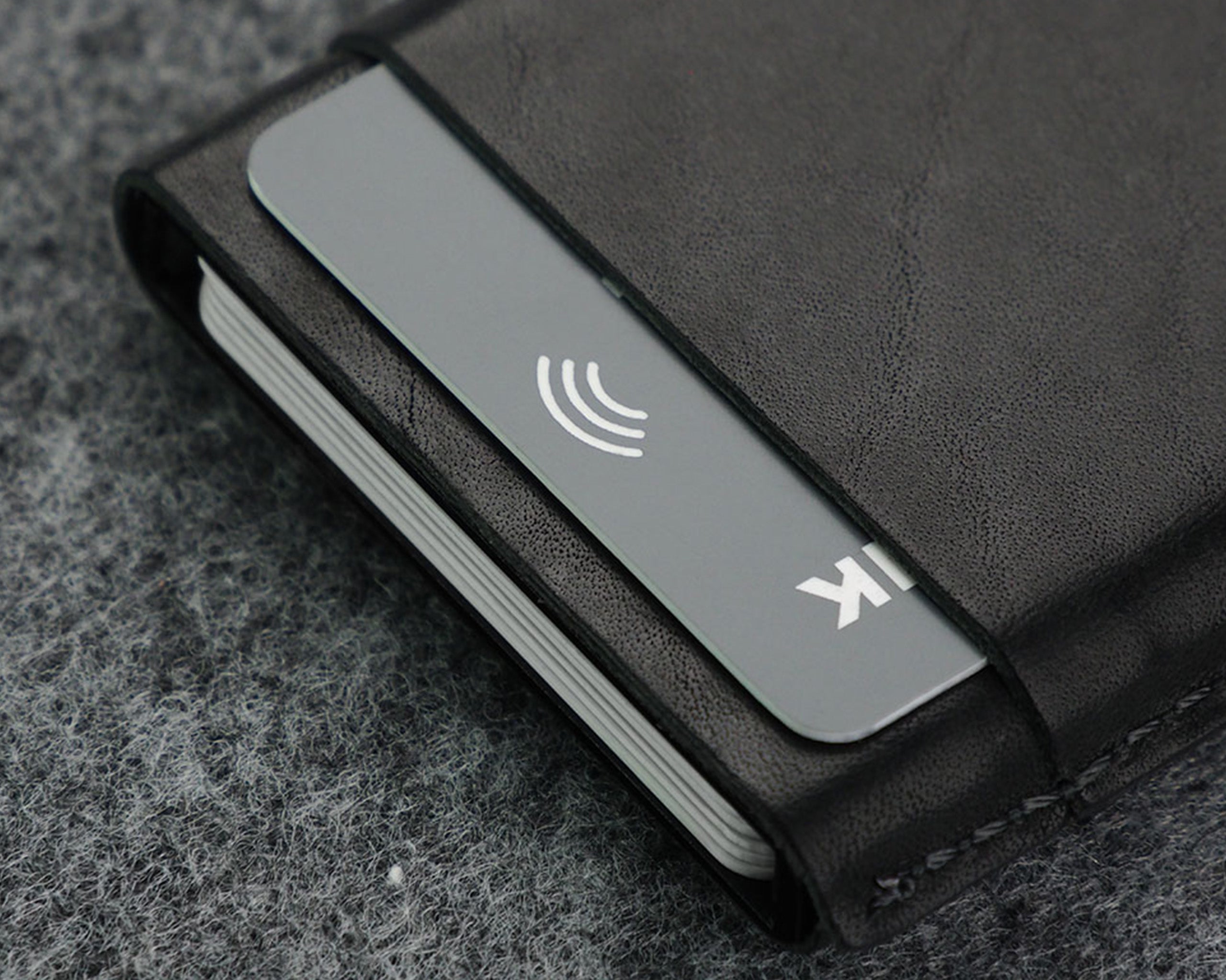 Pularys GOBI Wallet - Nomad Leather in Black