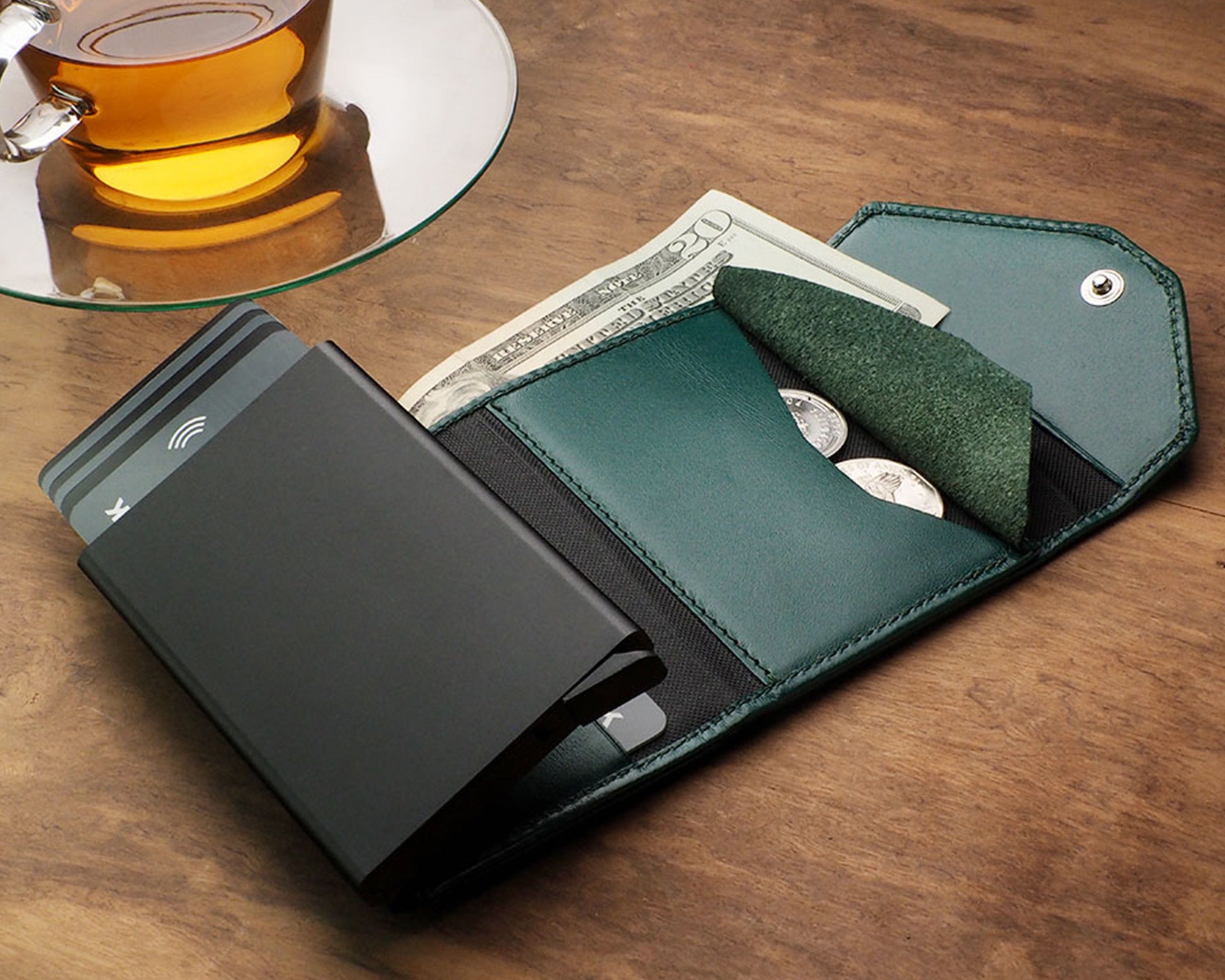 Pularys PORTER Go Wallet - Italia Leather in Green