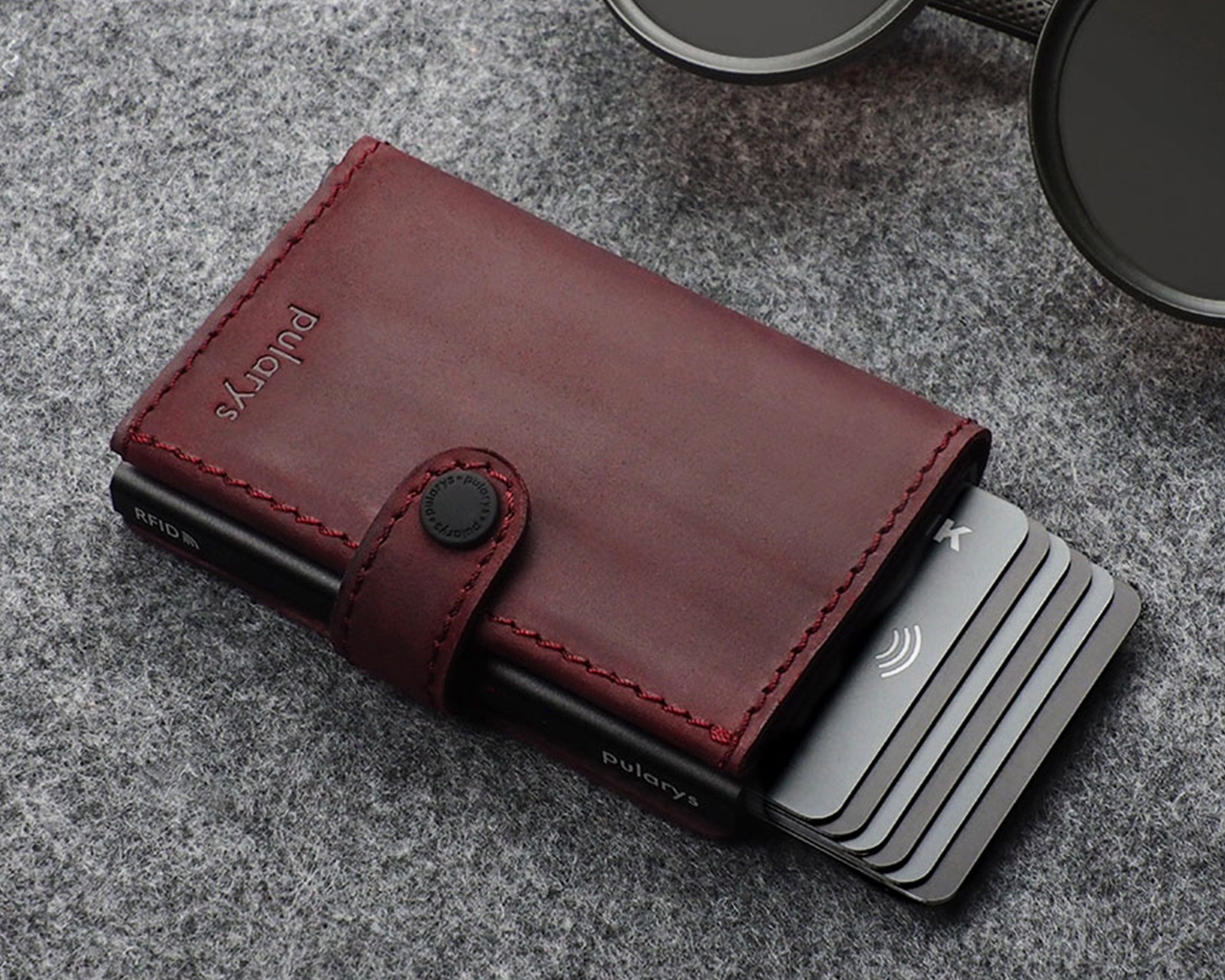 Pularys HIKER Wallet - Hunter Leather in Cherry
