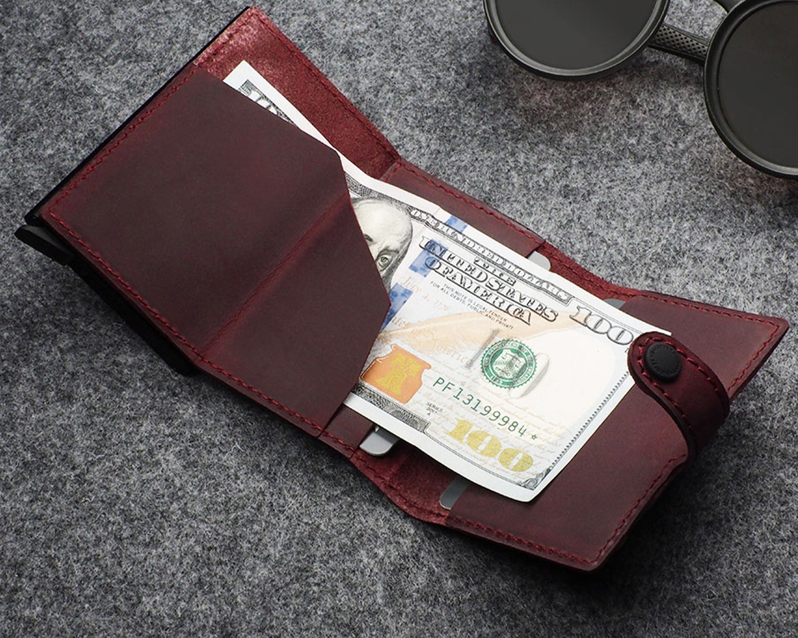 Pularys HIKER Wallet - Hunter Leather in Cherry