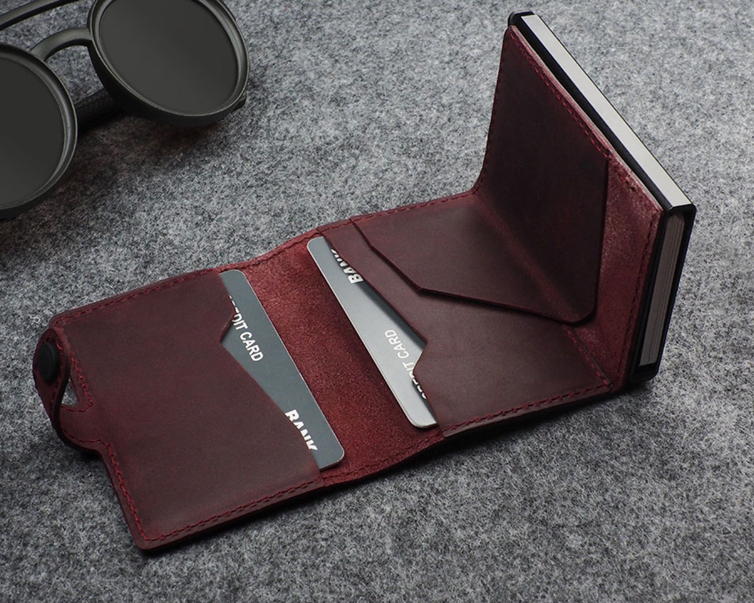 Pularys HIKER Wallet - Hunter Leather in Cherry