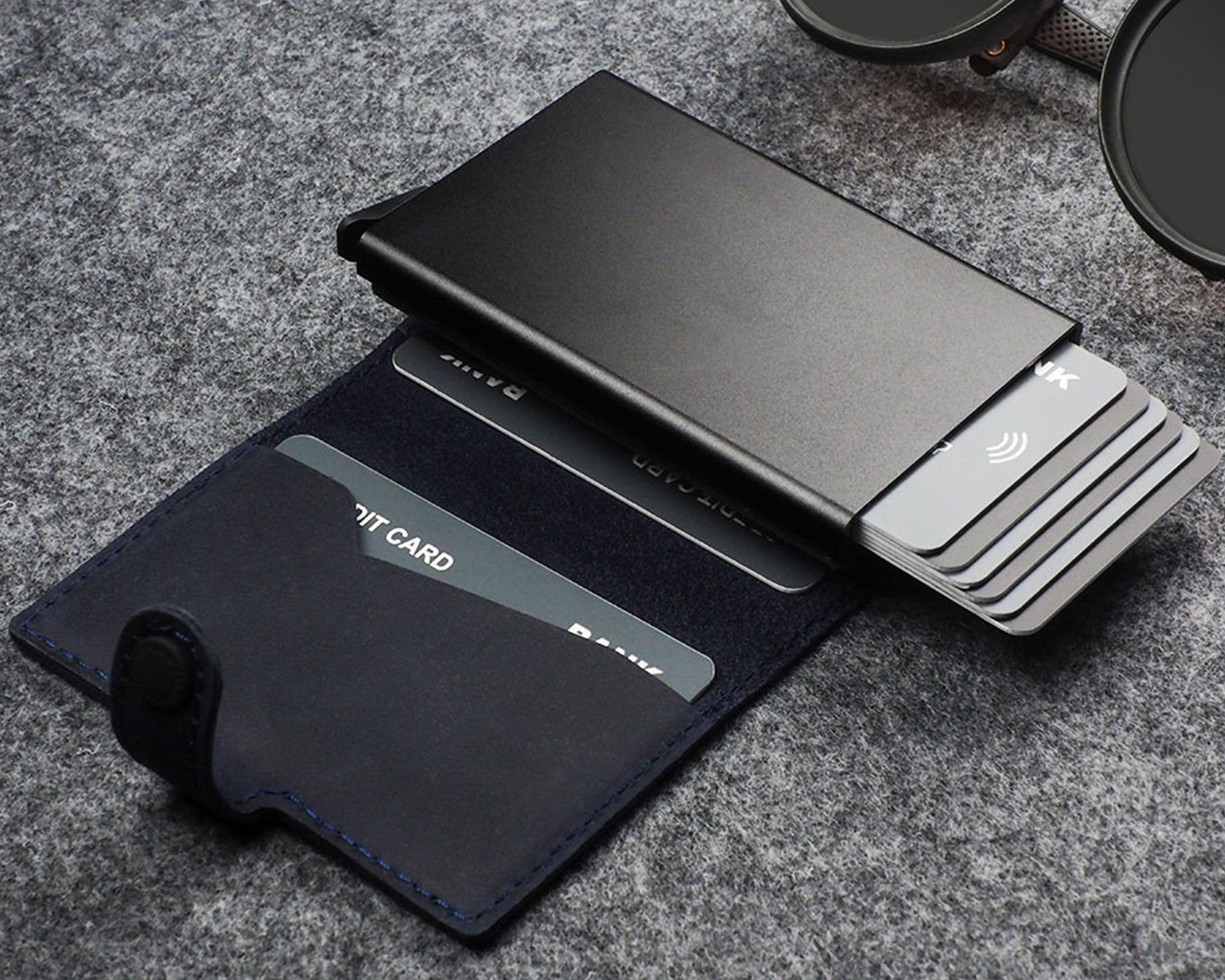 Pularys HIKER Wallet - Hunter Leather in Navy