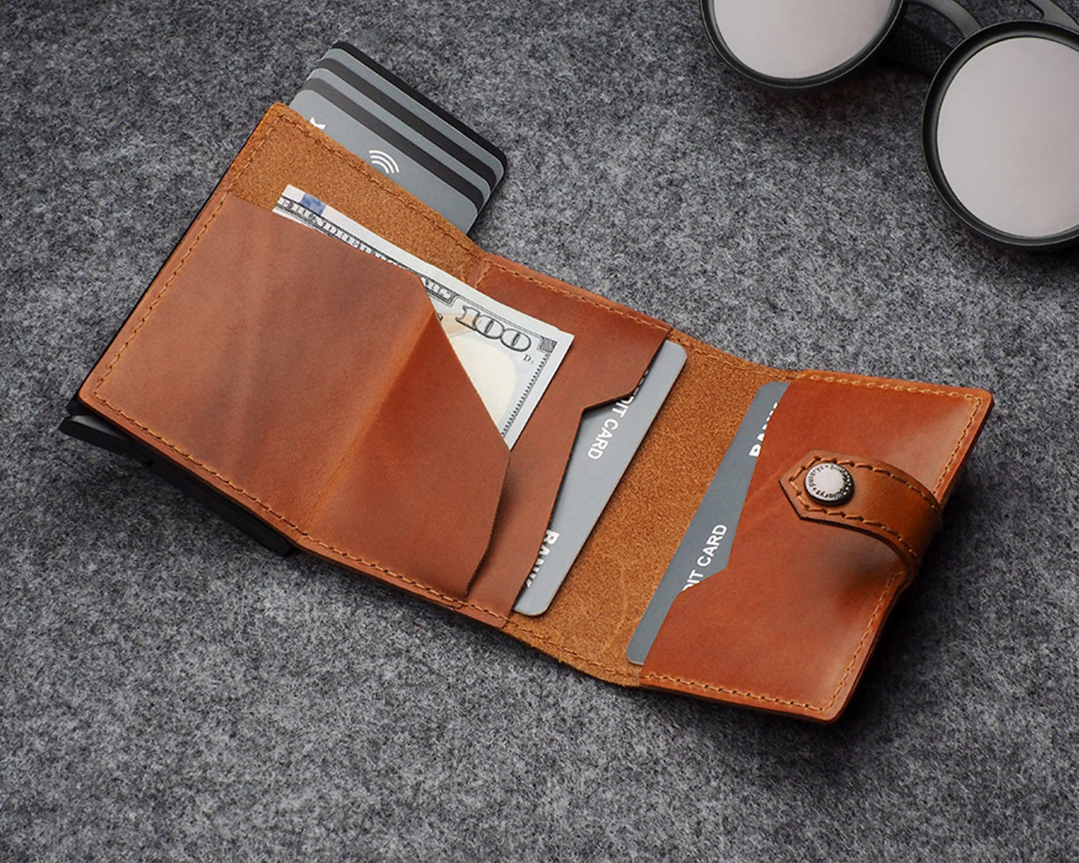 Pularys HIKER Wallet - Nomad Leather in Cognac