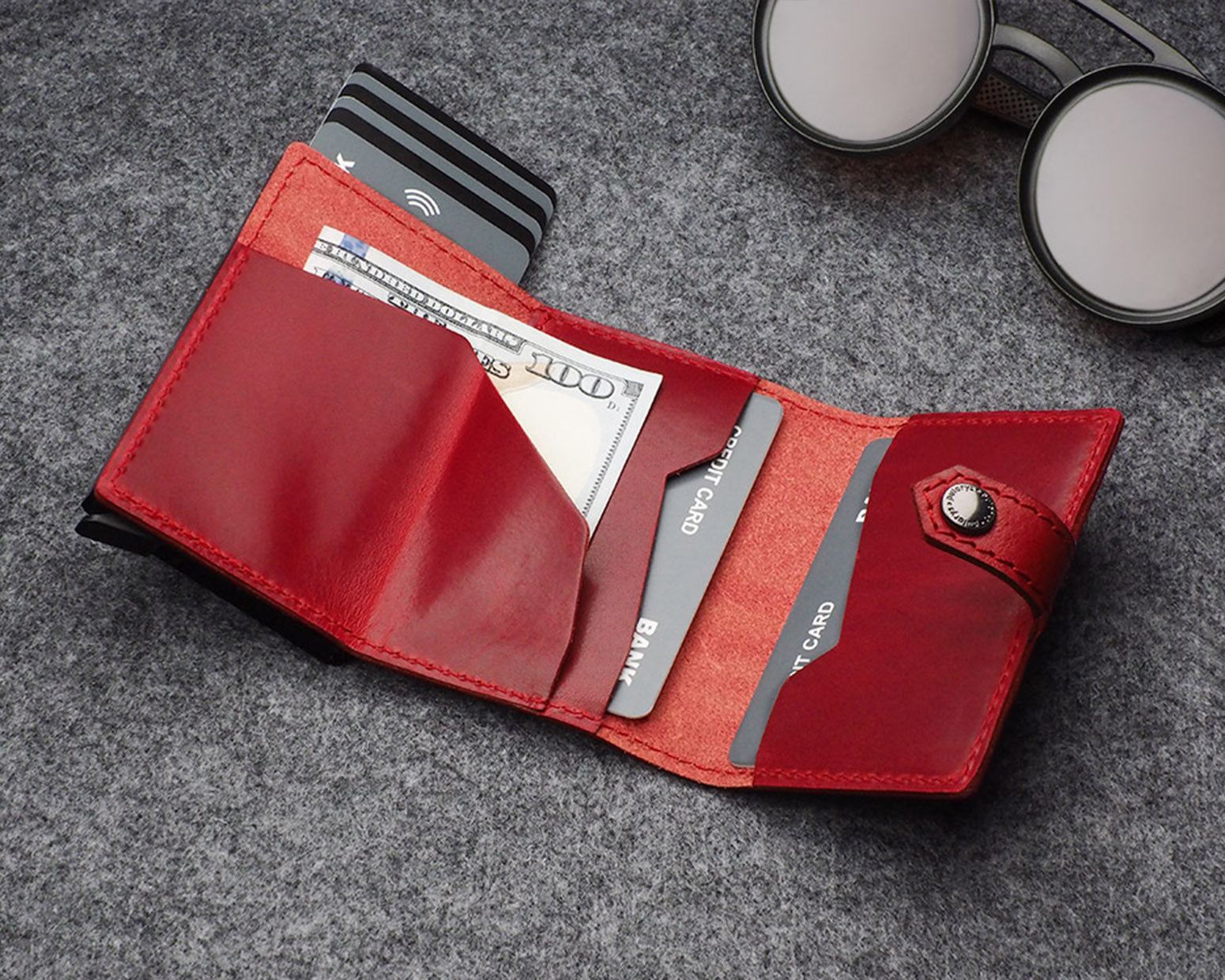 Pularys HIKER Wallet - Nomad Leather in Red